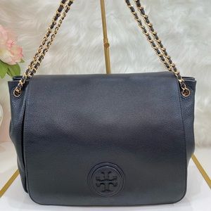 ❌❌SOLD SOLD SOLD❌❌💯% Authentic Tory Burch Shoulder bag with gold tone hardware